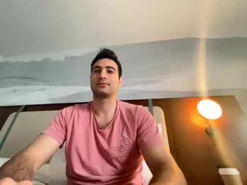 Ragnearyou Chaturbate stream image from June 10, 2025