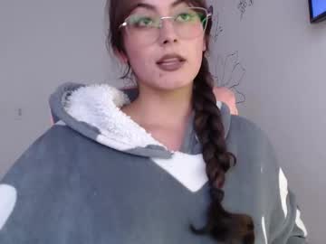 Aly_Foxx Chaturbate stream image from June 10, 2025