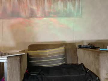 Haileysquirts Chaturbate stream image from June 10, 2025