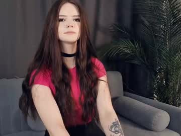 Wilonecourtney Chaturbate stream image from June 10, 2025