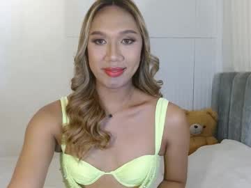 Celestinalinaa Chaturbate stream image from June 10, 2025