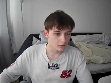 Edgar_Waynes Chaturbate stream image from June 10, 2025