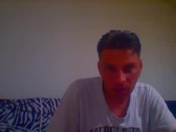 Lovelindt Chaturbate stream image from June 10, 2025