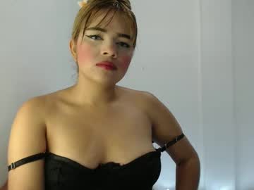 Amberthamara Chaturbate stream image from June 10, 2025