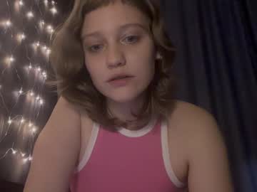 Angelpoly Chaturbate stream image from June 10, 2025