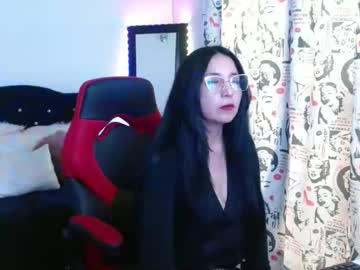 Fannycherie Chaturbate stream image from June 10, 2025
