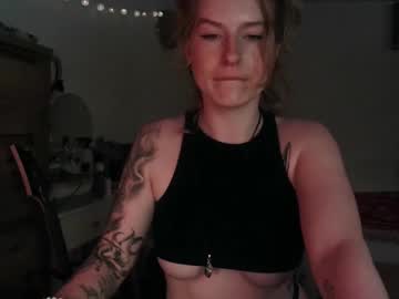 Gingercutepie Chaturbate stream image from June 10, 2025