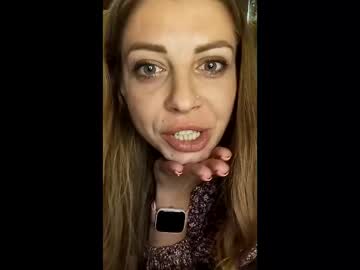 Usiavasilek Chaturbate stream image from June 10, 2025