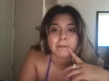 Tinnnyym Chaturbate stream image from June 10, 2025