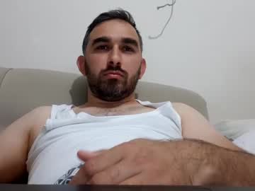10tom01 Chaturbate stream image from June 10, 2025