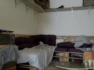 Tom_Gummiball Chaturbate stream image from June 10, 2025