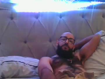 Classyclouds Chaturbate stream image from June 10, 2025