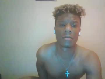 Flomadetda Chaturbate stream image from June 11, 2025