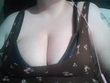 Glitchedfreak Chaturbate stream image from June 11, 2025