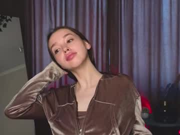 Lyncolburn Chaturbate stream image from June 11, 2025