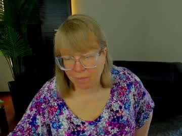 Fionacoode Chaturbate stream image from June 11, 2025