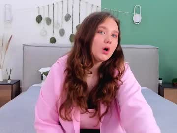 Velvetvixencute Chaturbate stream image from June 11, 2025