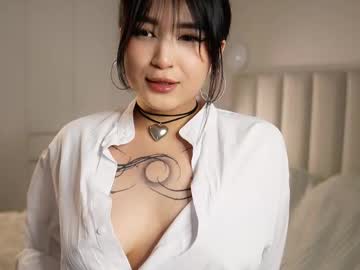 Juliefrancess Chaturbate stream image from June 11, 2025