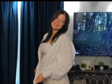 Oragrundy Chaturbate stream image from June 11, 2025