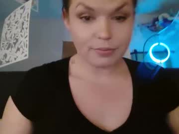Nikkithickumss Chaturbate stream image from June 11, 2025