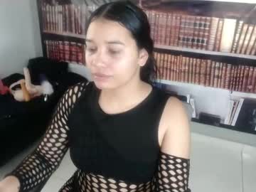 Gabylove01 Chaturbate stream image from June 11, 2025