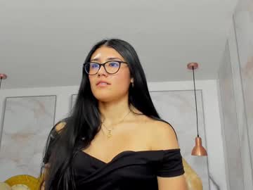 Annitta_Cute Chaturbate stream image from June 11, 2025