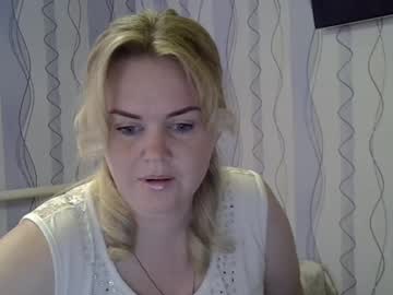 Karennelsonx Chaturbate stream image from June 11, 2025