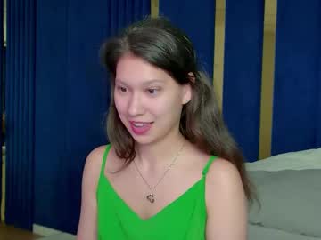 Saradenar Chaturbate stream image from June 11, 2025
