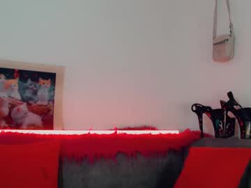 Vickygill_ Chaturbate stream image from June 11, 2025