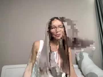 Gwendolynadams Chaturbate stream image from June 11, 2025