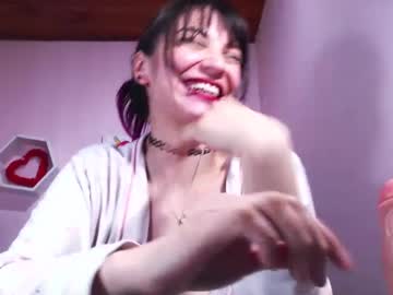 Anniehsoul Chaturbate stream image from June 11, 2025
