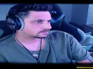 Hot_Horny_Inches Chaturbate stream image from June 11, 2025