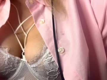 Cristalbi Chaturbate stream image from June 11, 2025