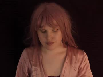 Effiemur Chaturbate stream image from June 11, 2025