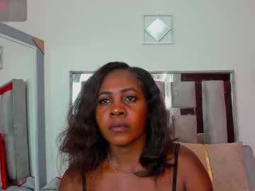 Emilly_Roaa Chaturbate stream image from June 11, 2025