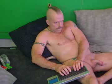Hardinkc76 Chaturbate stream image from June 11, 2025