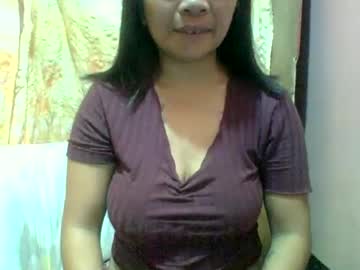 Naughtymom_33 Chaturbate stream image from June 11, 2025
