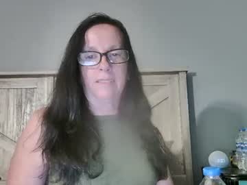 Peachygoddessisland Chaturbate stream image from June 11, 2025