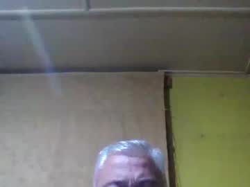 Crmperez Chaturbate stream image from June 11, 2025