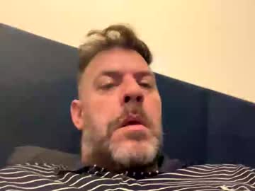 Blueylouie8383 Chaturbate stream image from June 11, 2025