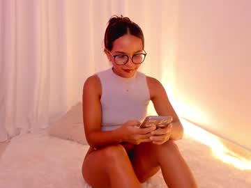 Julia_Joness Chaturbate stream image from June 11, 2025