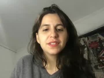 Nyviere Chaturbate stream image from June 12, 2025