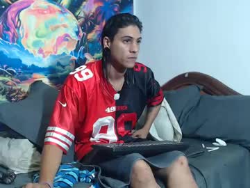 Sexydarkhunter2 Chaturbate stream image from June 12, 2025