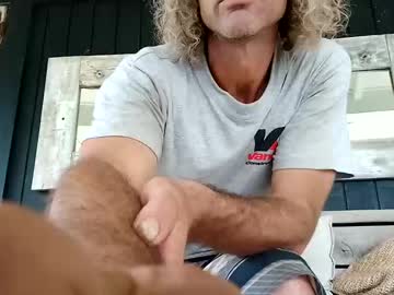 Cheekyone9 Chaturbate stream image from June 12, 2025