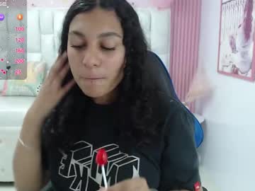 Lupita21_S Chaturbate stream image from June 12, 2025
