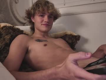Trevorfoxxxxy Chaturbate stream image from June 12, 2025