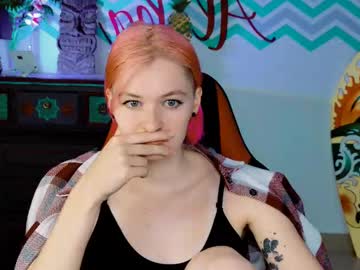 Chillsnail Chaturbate stream image from June 12, 2025