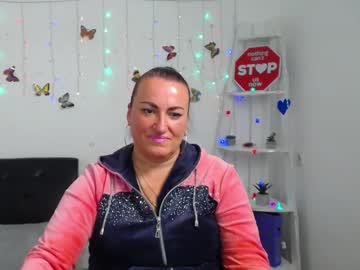 Dianamgg Chaturbate stream image from June 12, 2025