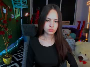 Ulianeer Chaturbate stream image from June 12, 2025