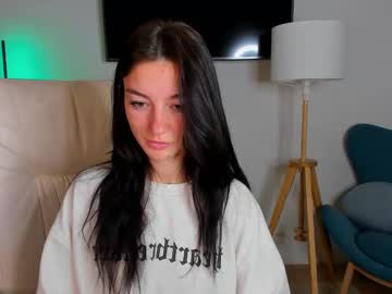 Luna__Baby Chaturbate stream image from June 12, 2025